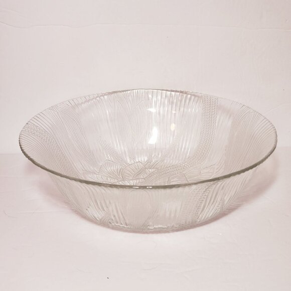 Vintage Clear Glass Crocus Pattern 9 Inch Salad Serving Bowl - Picture 5 of 11